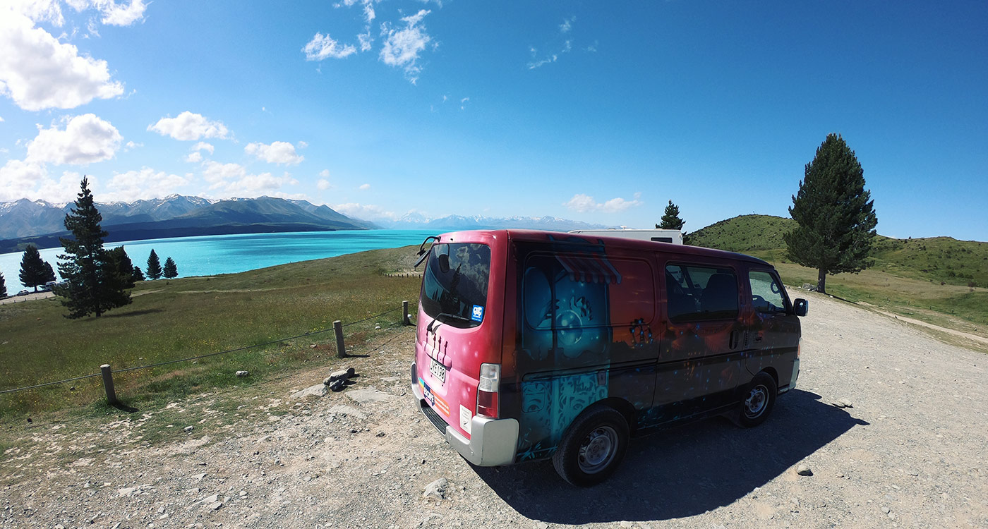 lake-pukaki-van